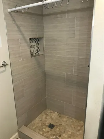 $1,800 | 430 East Bixby Road, Unit A, Long Beach, CA 90807