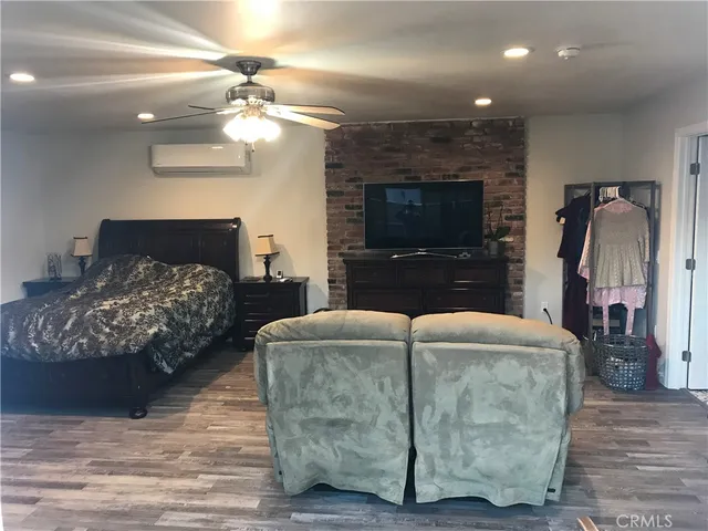 $1,800 | 430 East Bixby Road, Unit A, Long Beach, CA 90807