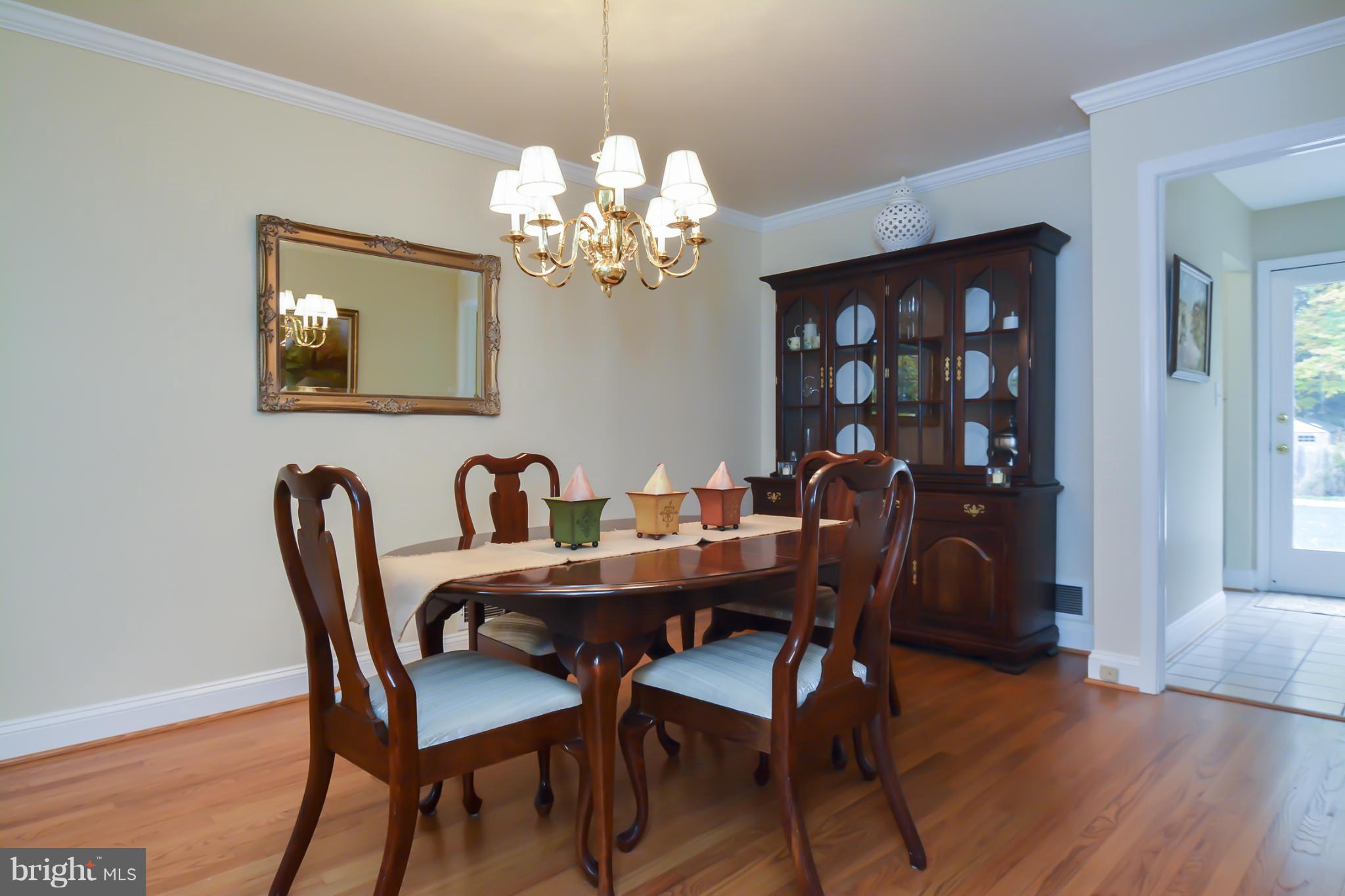 1633 Ridout Road Annapolis, MD 21409 - Photo 8 of 29 Dining Room