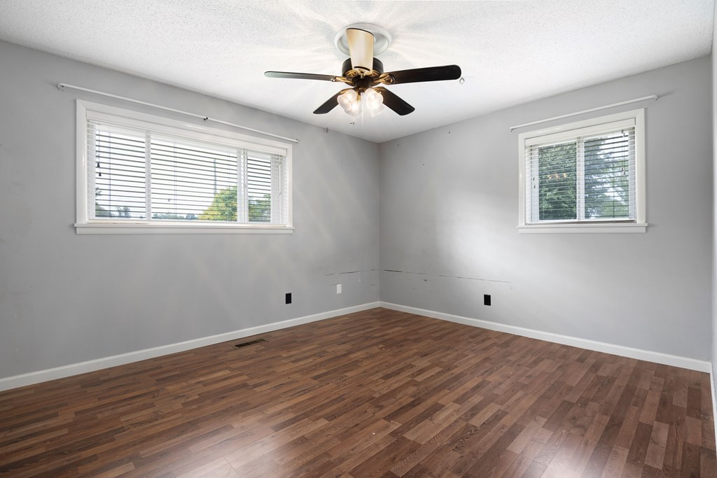 701 West Nance Springs Road Southwest Dalton, GA 30721 - Photo 21 of 29 Gallery Image 21