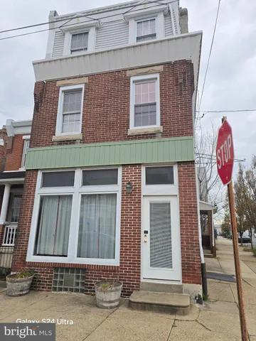 $2,400 | 4501 Edgemont Street, Philadelphia, PA 19137