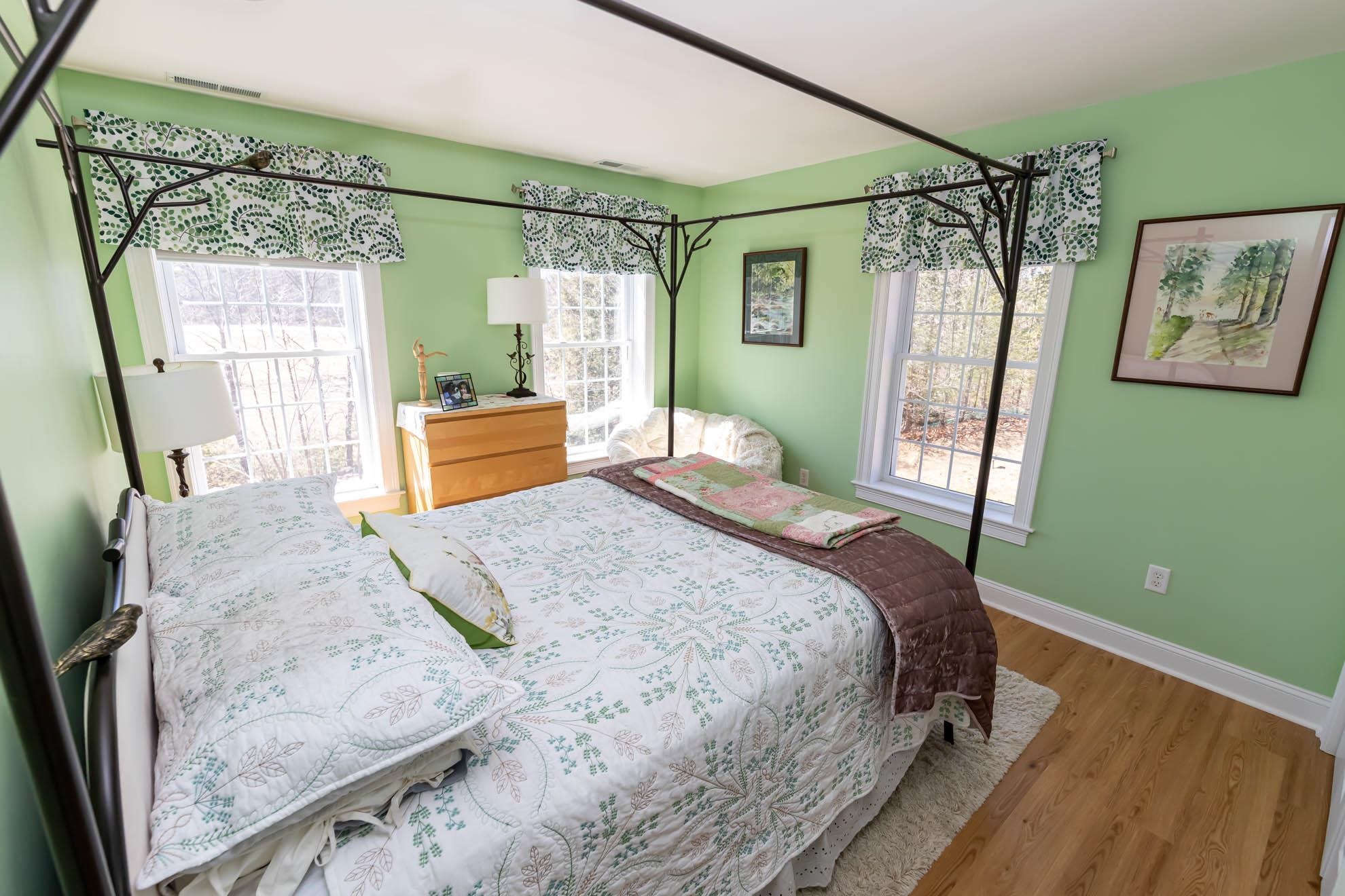 5 Carriage Hill Road Wilton, NH 03086 - Photo 34 of 40