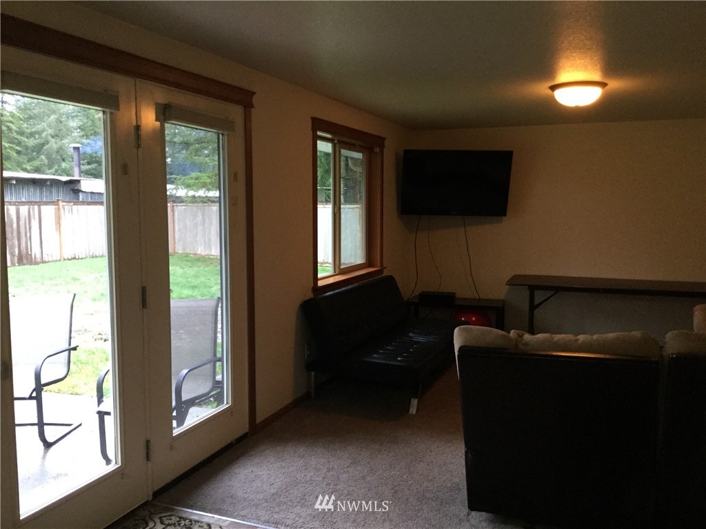 6101 189th Loop Southwest Rochester, WA 98579 - Photo 17 of 22