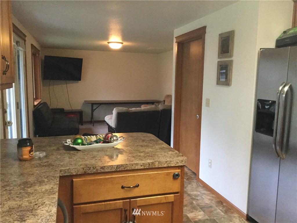 6101 189th Loop Southwest Rochester, WA 98579 - Photo 19 of 22