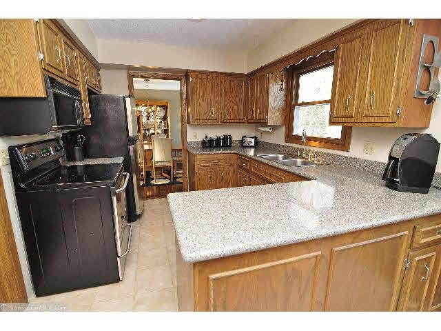 18040 Hummingbird Road Deephaven, MN 55391 - Photo 7 of 18
