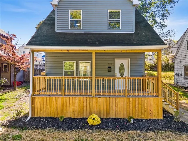 a view of a house with a outdoor space