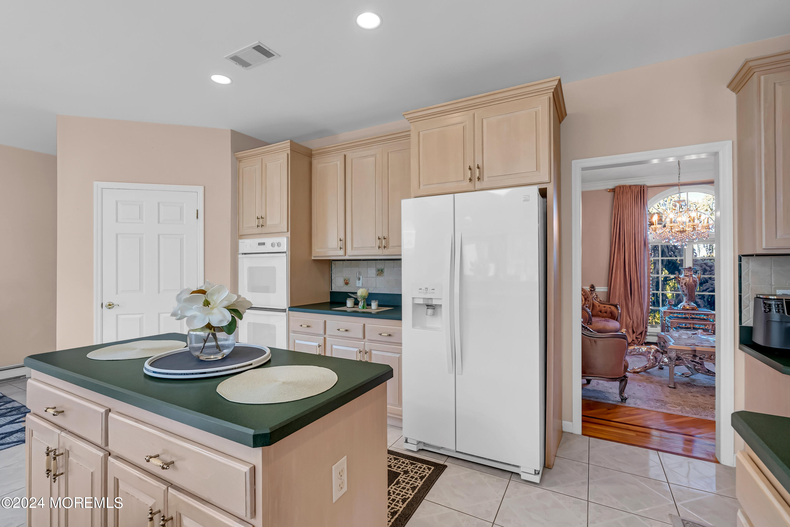 28 Wisteria Road Sparta, NJ 07871 - Photo 13 of 49 026_mjb03952_782