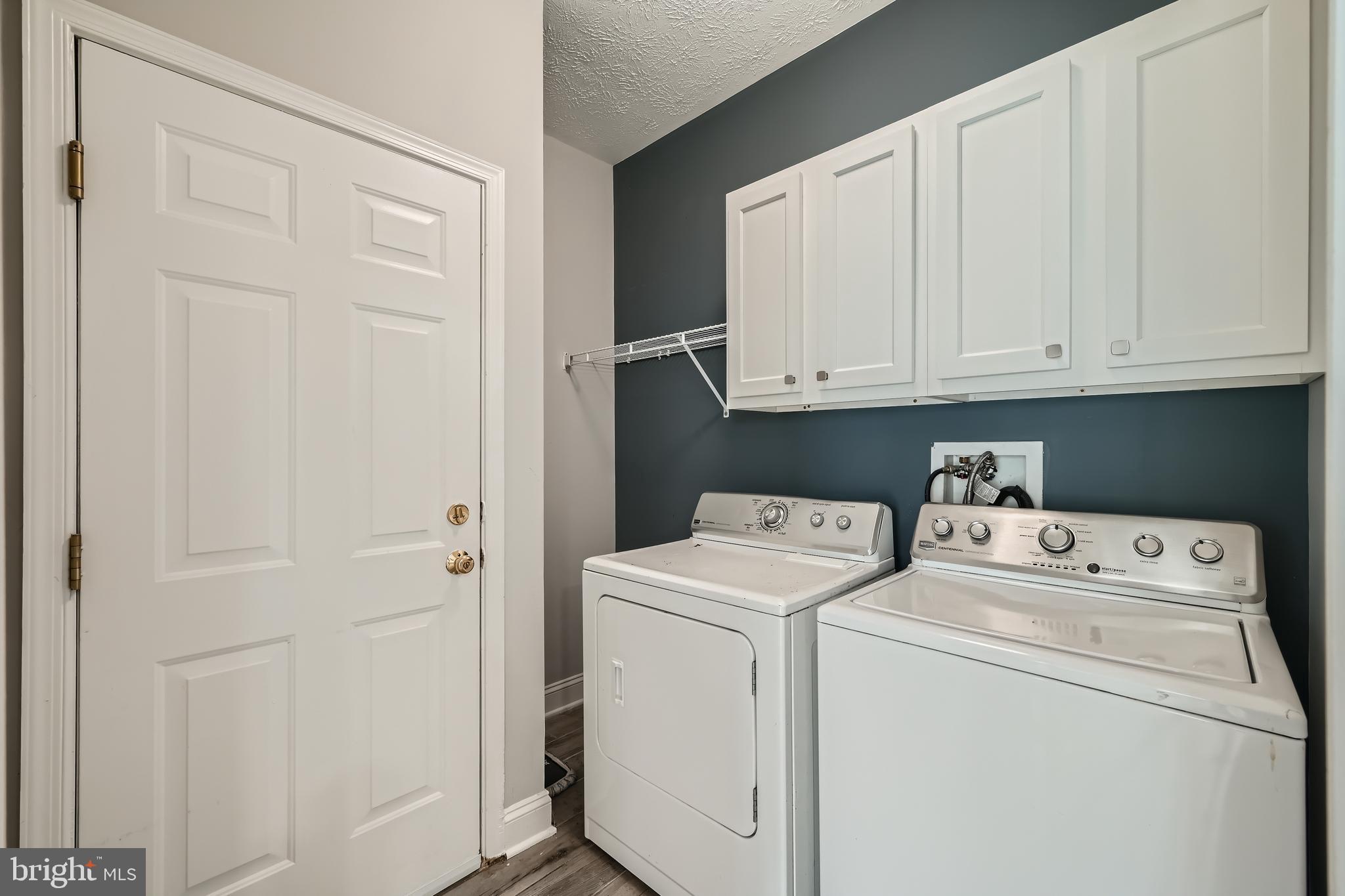 9655 Davison Road Middle River, MD 21220 - Photo 20 of 43 a utility room with dryer and washer