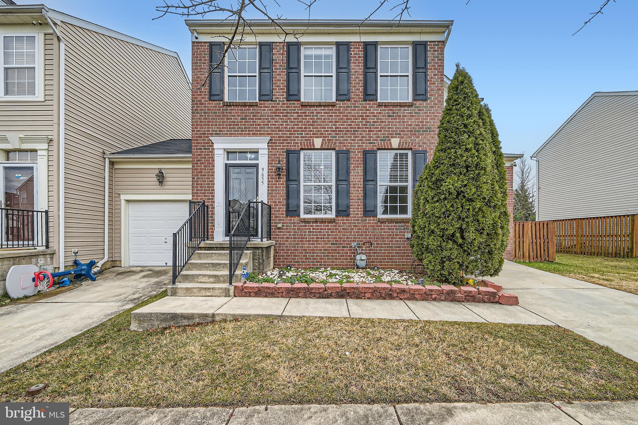 9655 Davison Road Middle River, MD 21220 - Photo 2 of 43 a front view of a house