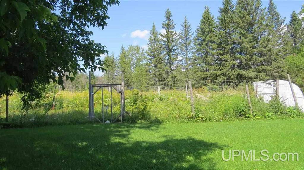 3920 Trombley 35th Road Rock, MI 49880 - Photo 17 of 18