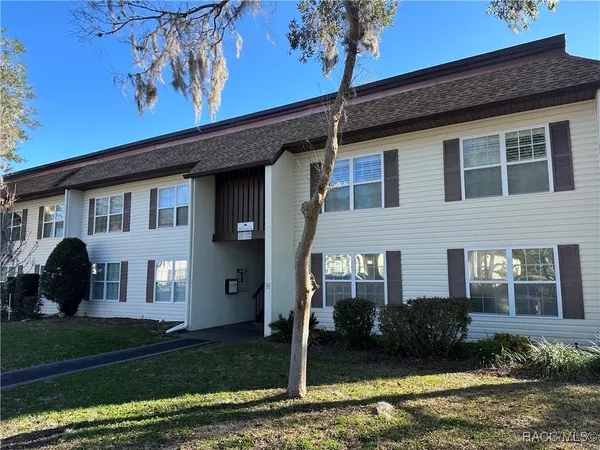 $113,000 | 2400 Forest Drive, Unit 227, Inverness, FL 34453