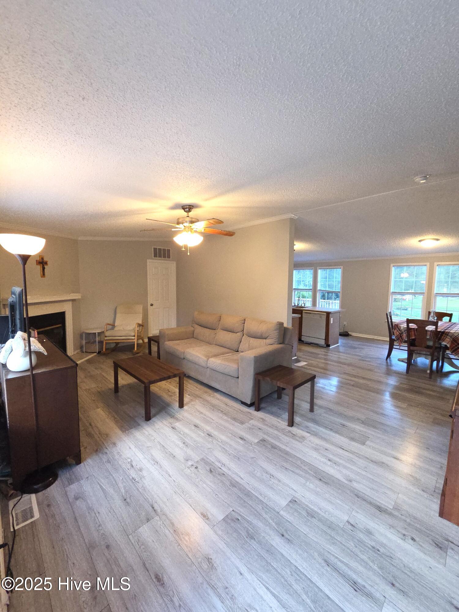 361 Fowler Manning Road Richlands, NC 28574 - Photo 11 of 39 Front Entry