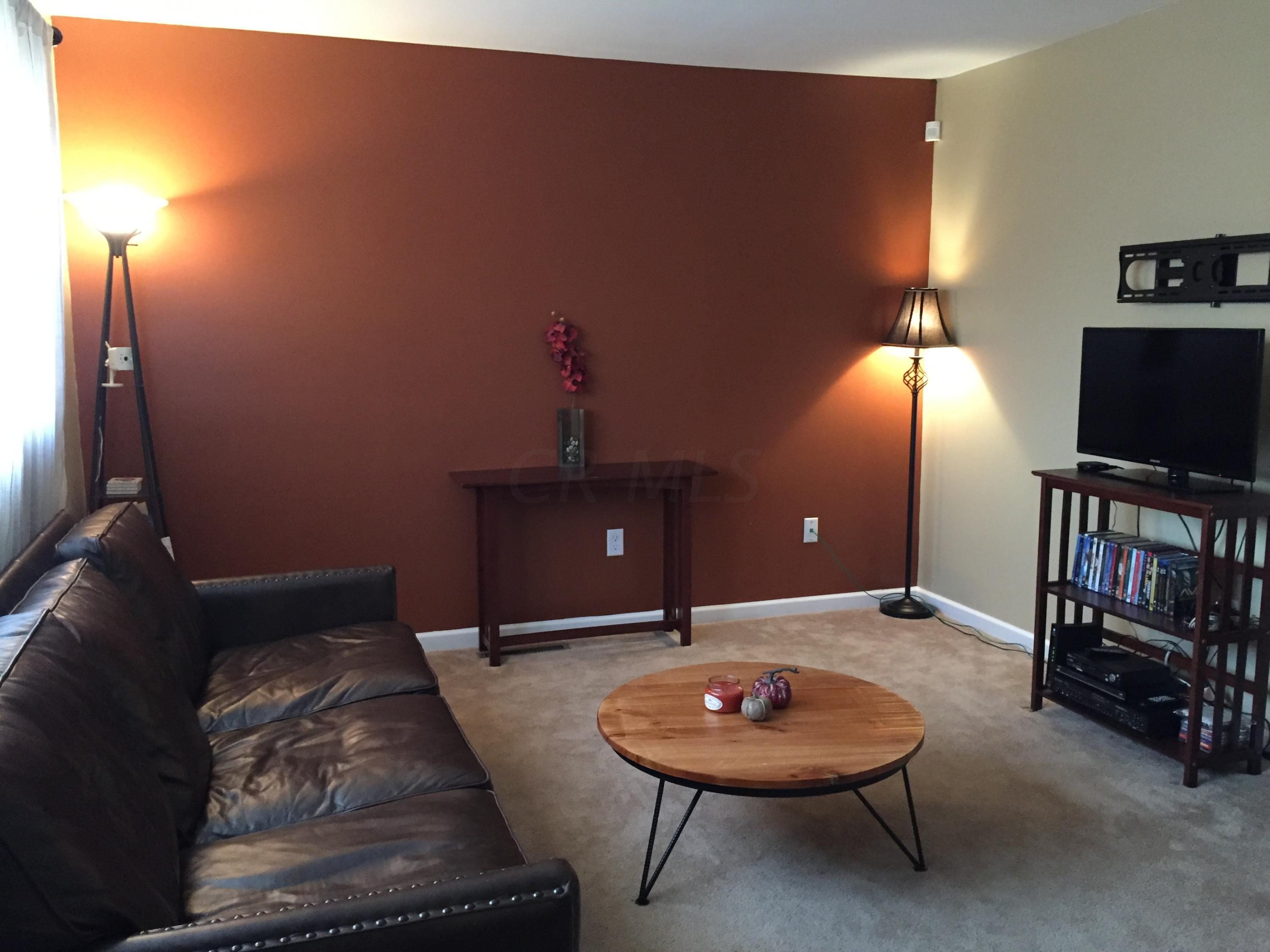 3029 Woodway Road Columbus, OH 43207 - Photo 3 of 10 Gallery Image 3