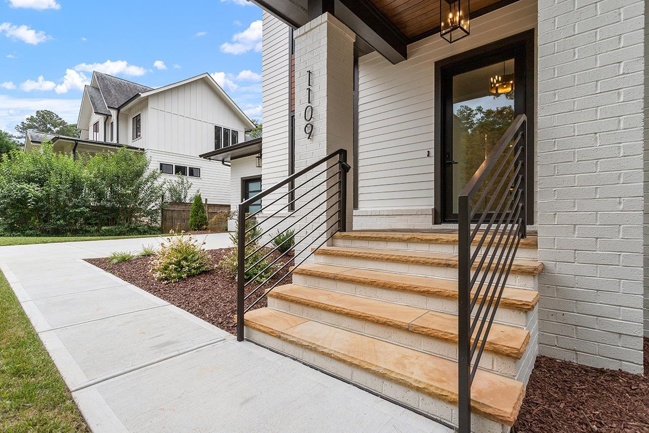 1109 Dogwood Lane Raleigh, NC 27607 - Photo 1 of 37 Photo 2