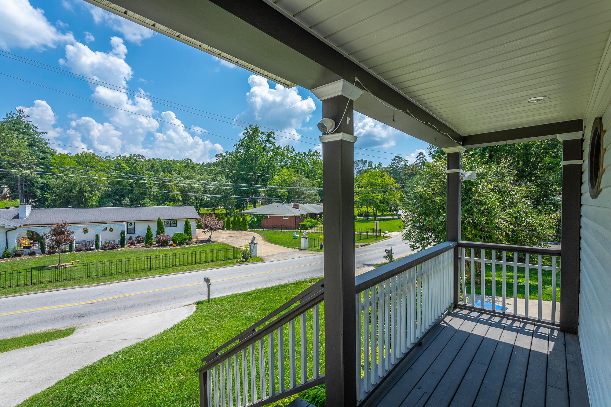 846 Altamont Road Chattanooga, TN 37415 - Photo 3 of 45 846 Altamont Road HD-46