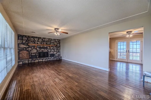 $699,000 | 10637 Highway Tt Lebanon Mo 65662, Grovespring, MO 65662