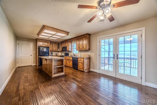 $699,000 | 10637 Highway Tt Lebanon Mo 65662, Grovespring, MO 65662