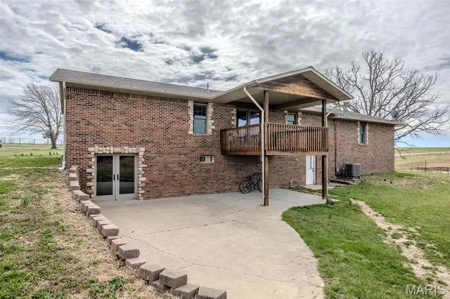 $699,000 | 10637 Highway Tt Lebanon Mo 65662, Grovespring, MO 65662