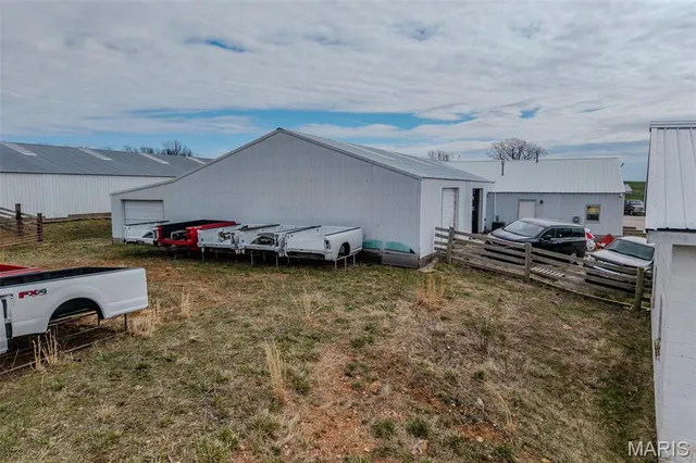 $699,000 | 10637 Highway Tt Lebanon Mo 65662, Grovespring, MO 65662