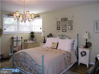 5 South Colonial Ridge Moorestown, NJ 08057 - Photo 12 of 12 Bedroom - Main