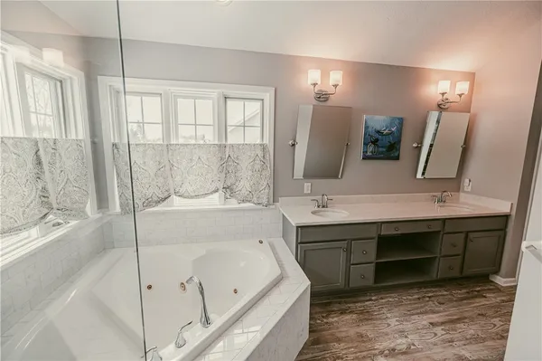 $727,000 | 22 Royale Drive, Perinton, NY 14450