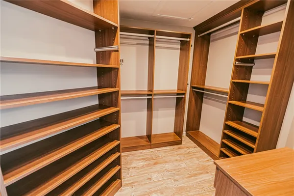 $727,000 | 22 Royale Drive, Perinton, NY 14450