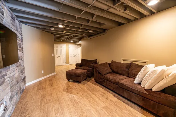 $727,000 | 22 Royale Drive, Perinton, NY 14450