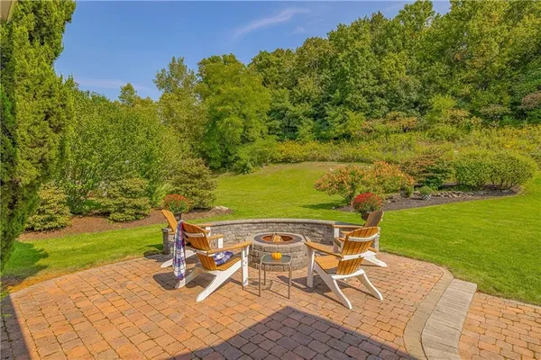 $727,000 | 22 Royale Drive, Perinton, NY 14450