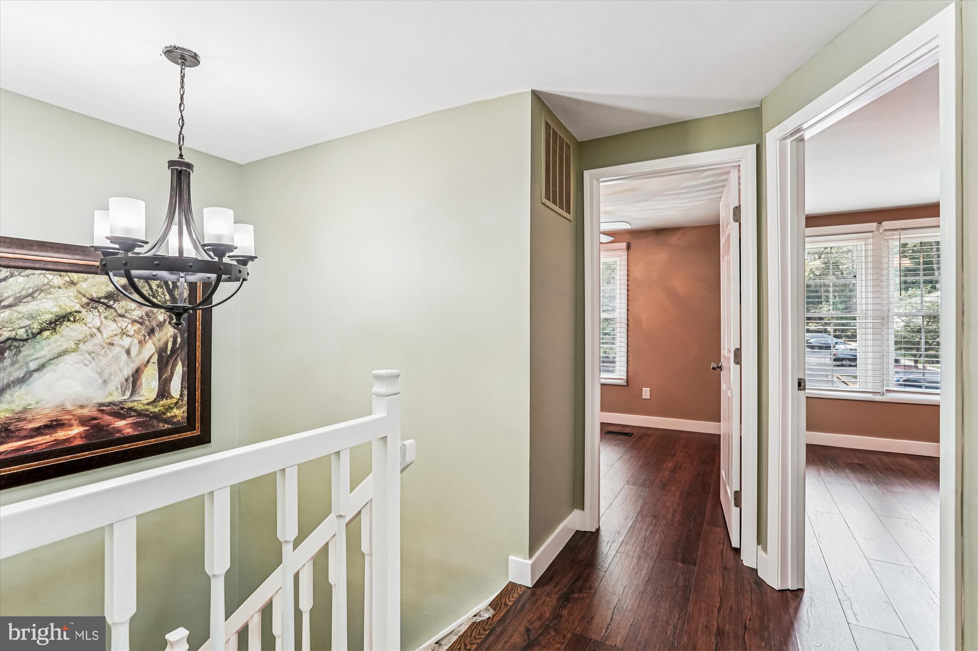 11708 Mossy Creek Lane Reston, VA 20191 - Photo 24 of 50 Hallway upstairs