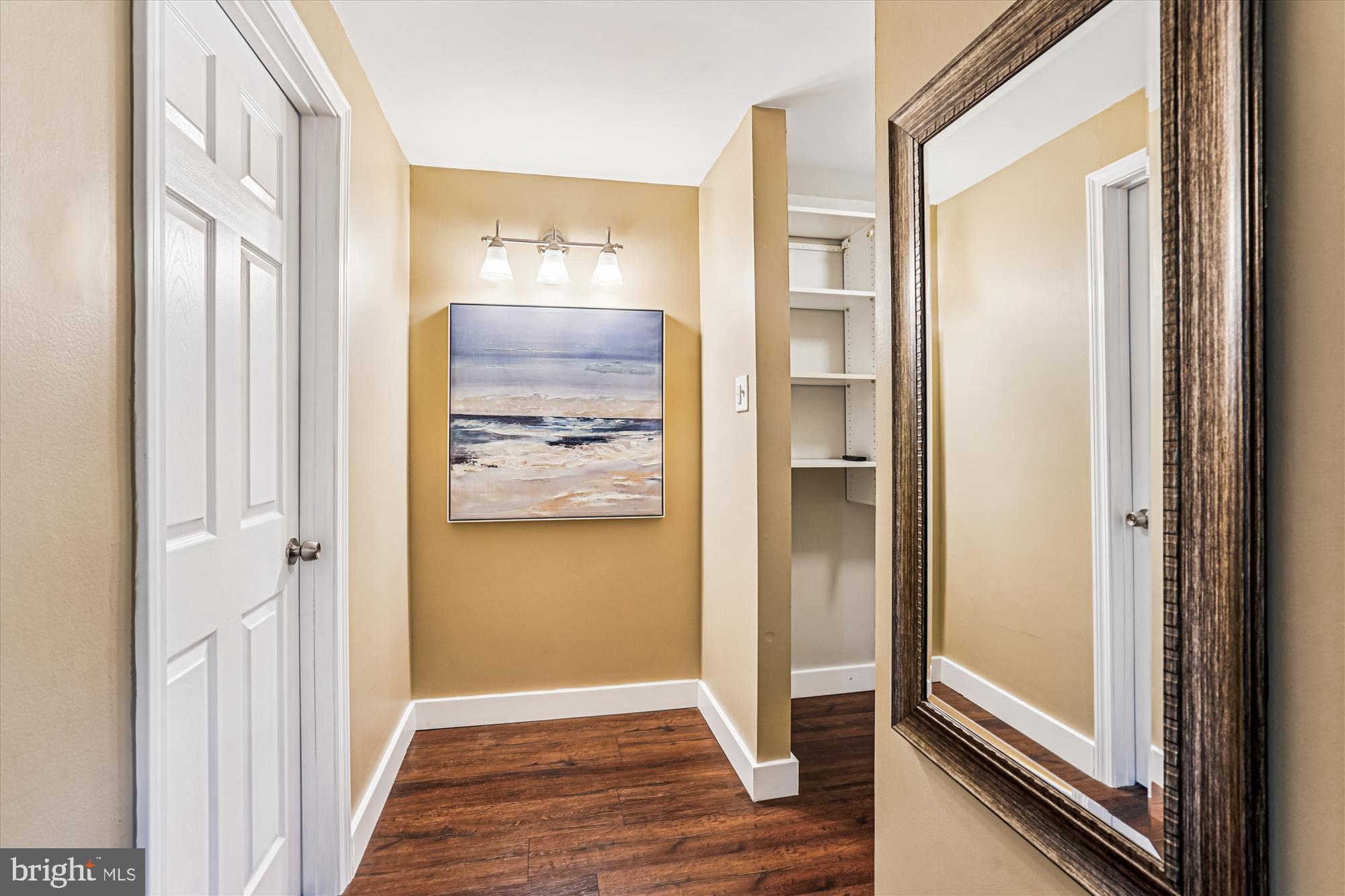 11708 Mossy Creek Lane Reston, VA 20191 - Photo 30 of 50 Hall