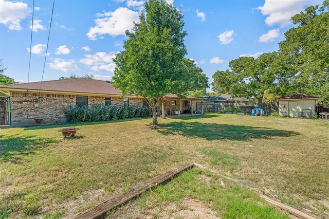 $304,000 | 103 Spicewood Drive, Stephenville, TX 76401