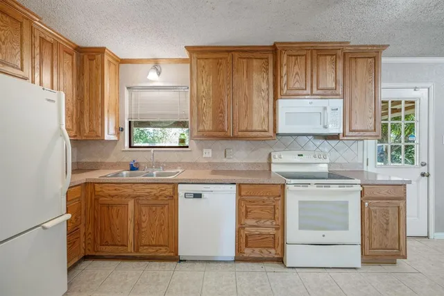 $304,000 | 103 Spicewood Drive, Stephenville, TX 76401