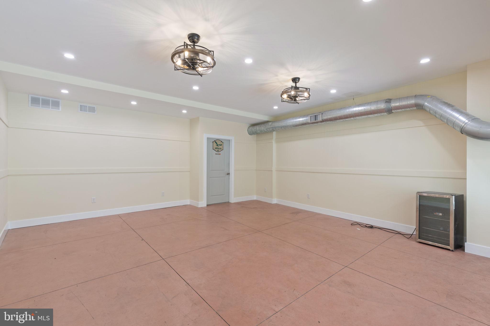 5460 Ridge Avenue Philadelphia, PA 19128 - Photo 15 of 26 a view of a livingroom with a furniture