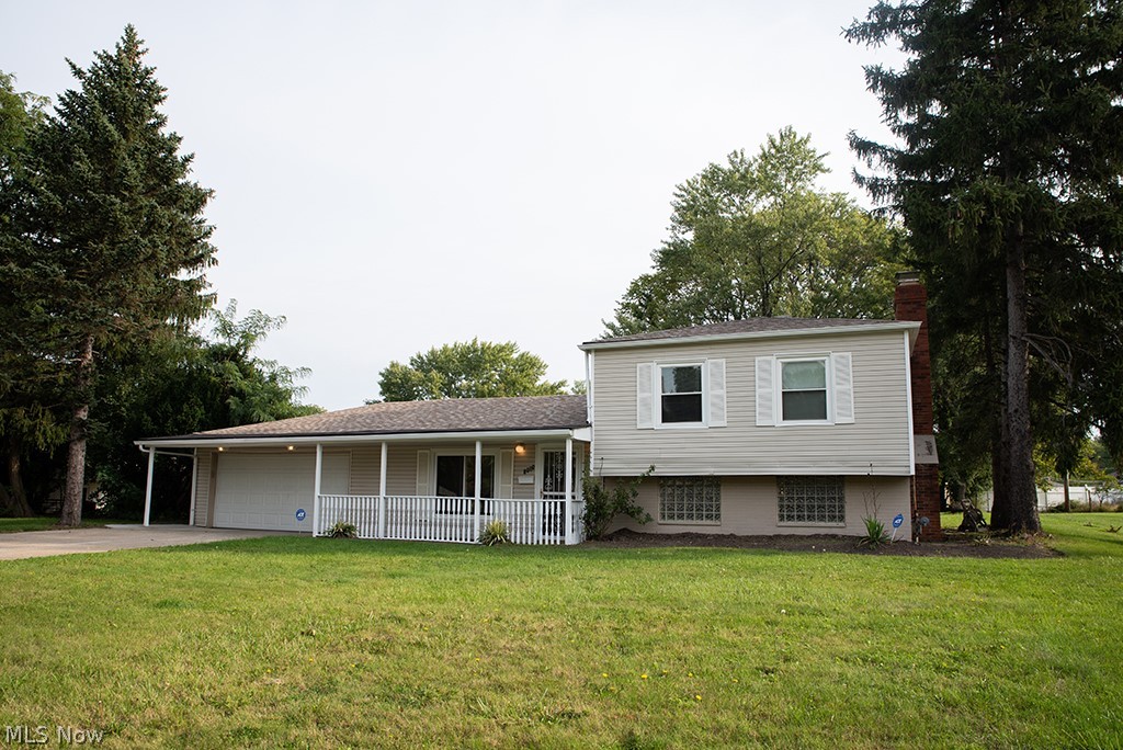 5839 Randy Road Bedford Heights, OH 44146 - Photo 2 of 27