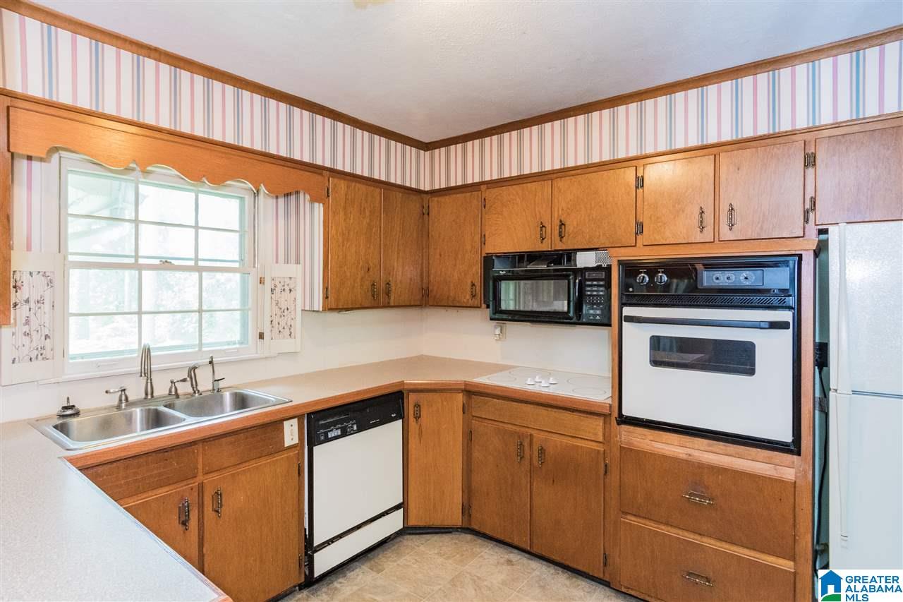 1525 Wellington Road Birmingham, AL 35209 - Photo 10 of 39