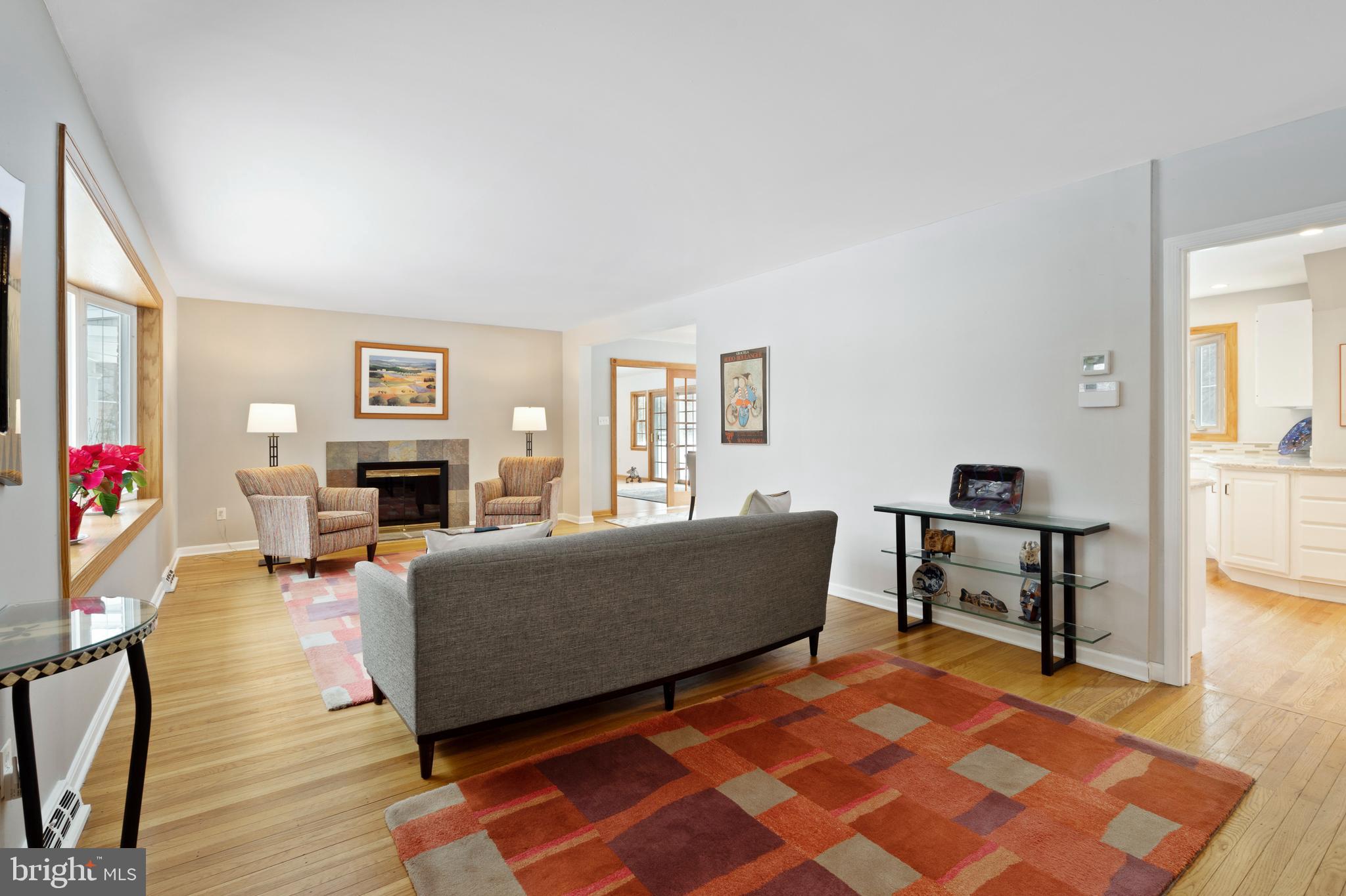 984 Hobbs Road Wayne, PA 19087 - Photo 4 of 42
