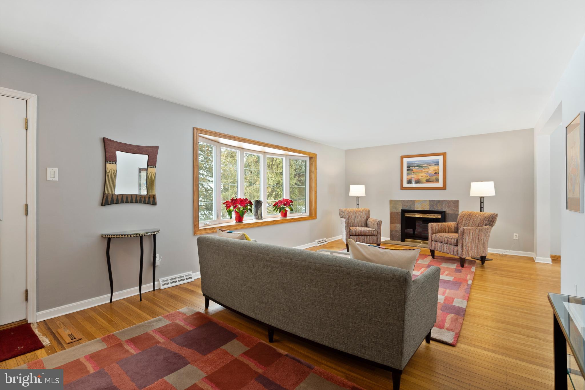 984 Hobbs Road Wayne, PA 19087 - Photo 5 of 42