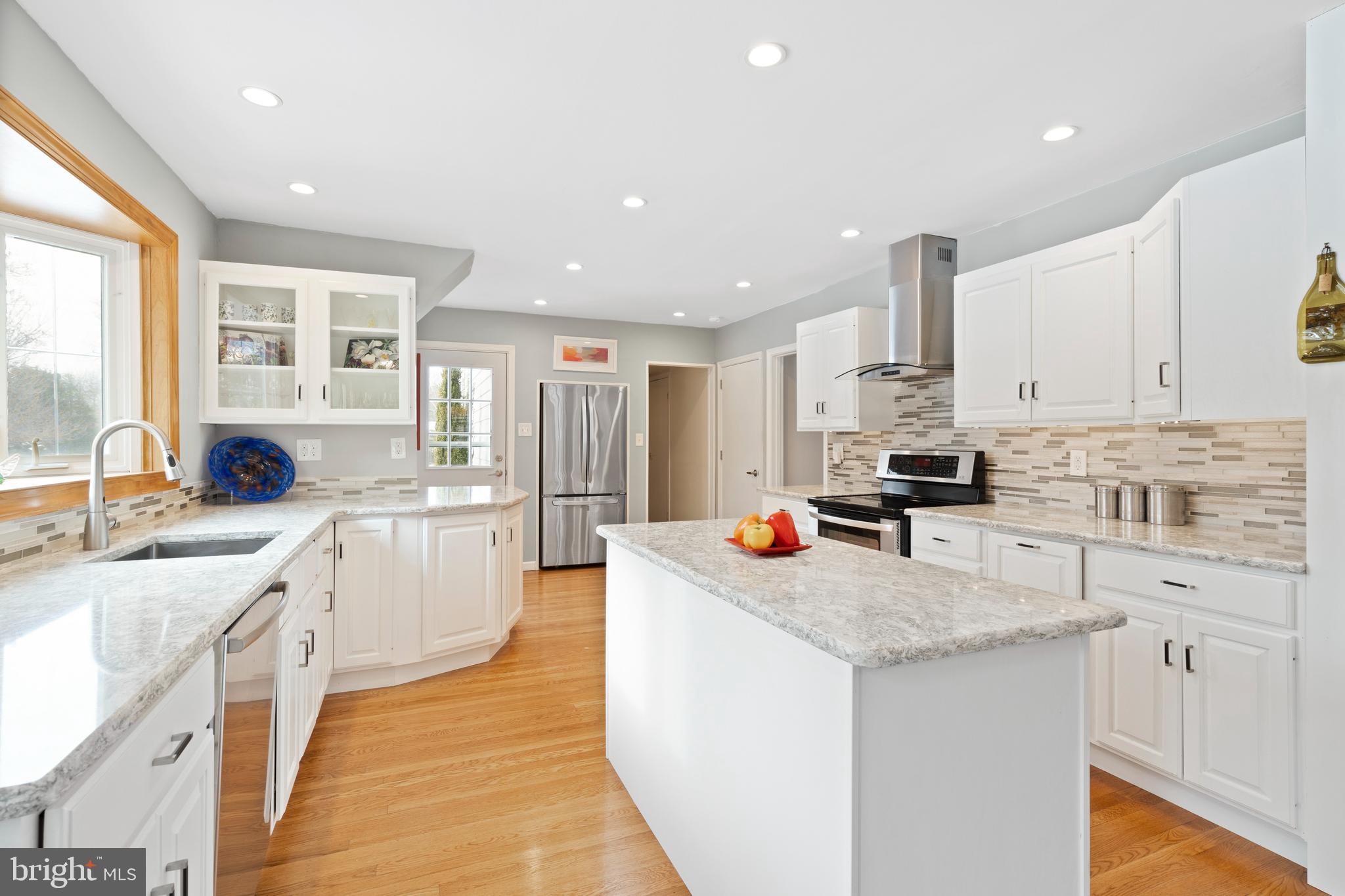 984 Hobbs Road Wayne, PA 19087 - Photo 10 of 42