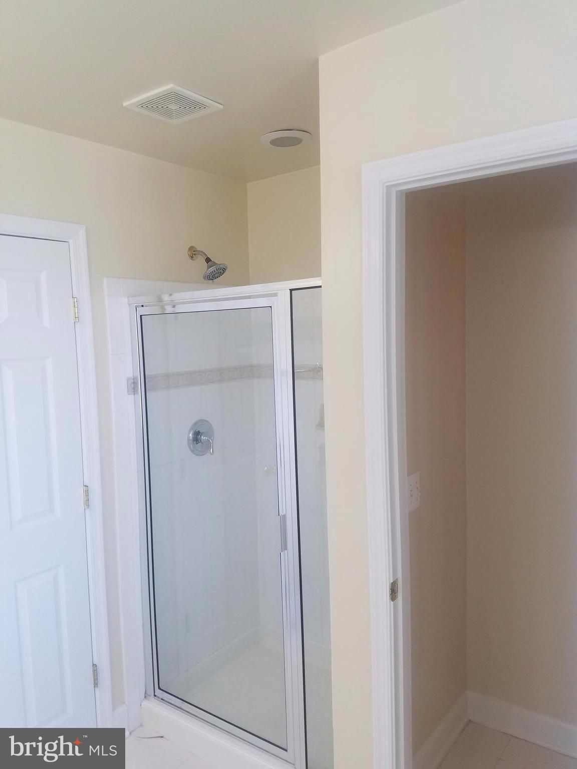 9274 Laurel Ridge Crossing Road Lorton, VA 22079 - Photo 14 of 27 Bath (Master)