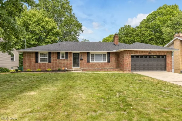 $409,900 | 2429 Thurmont Road, Akron, OH 44313