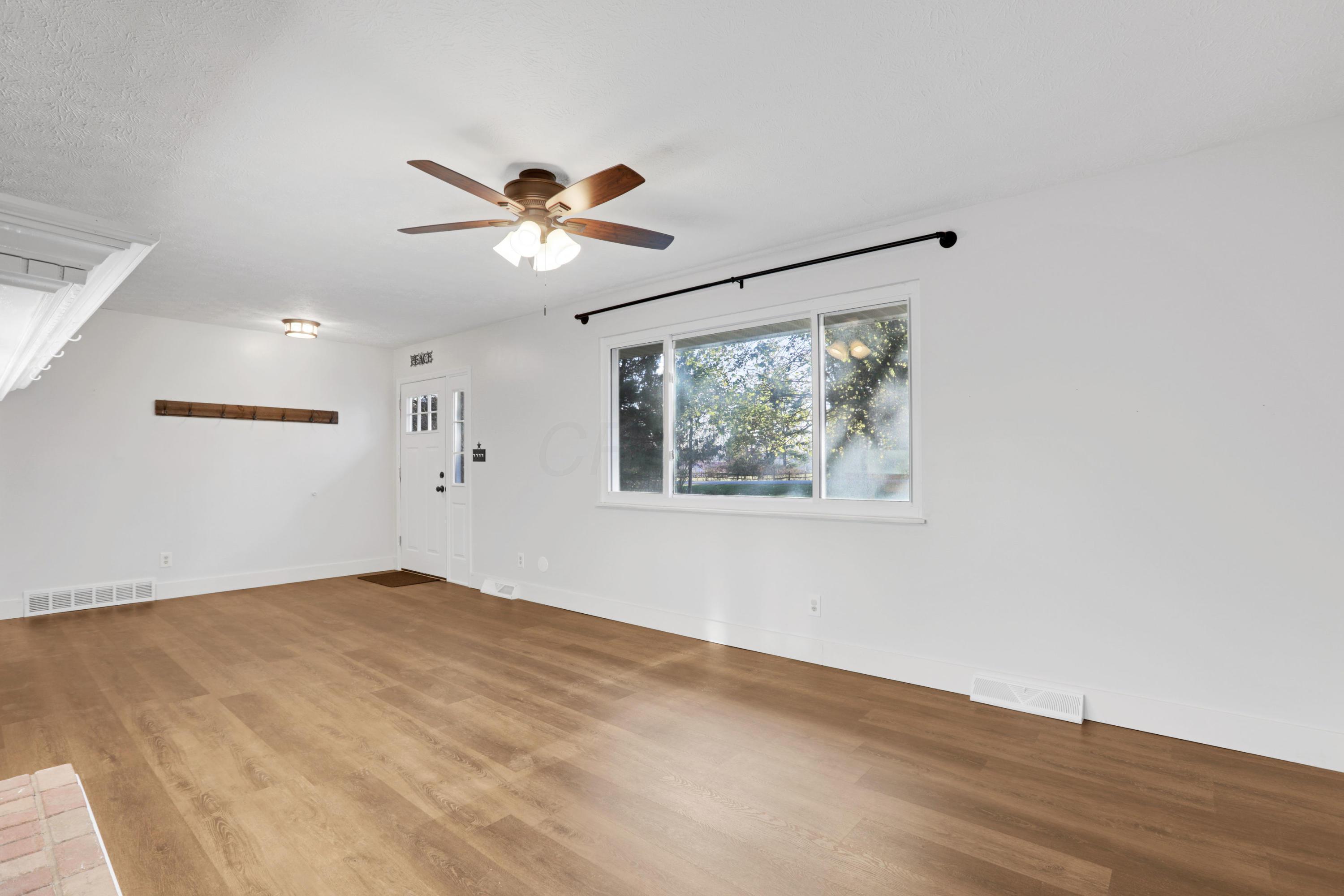 3250 Raccoon Valley Road Granville, OH 43023 - Photo 9 of 44 Gallery Image 9