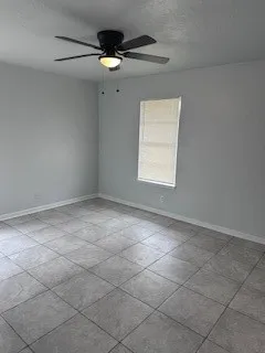 $1,700 | 5729 Flynn Parkway, Corpus Christi, TX 78413