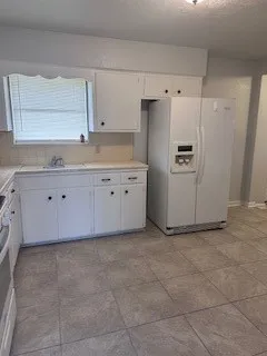 $1,700 | 5729 Flynn Parkway, Corpus Christi, TX 78413