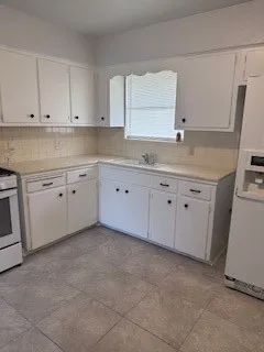 $1,700 | 5729 Flynn Parkway, Corpus Christi, TX 78413