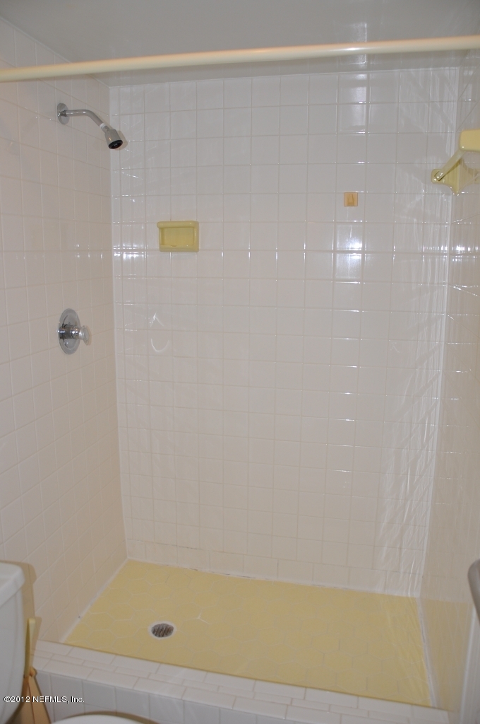 6148 Round Lake Road South Jacksonville, FL 32277 - Photo 13 of 20 Shower in Master bath