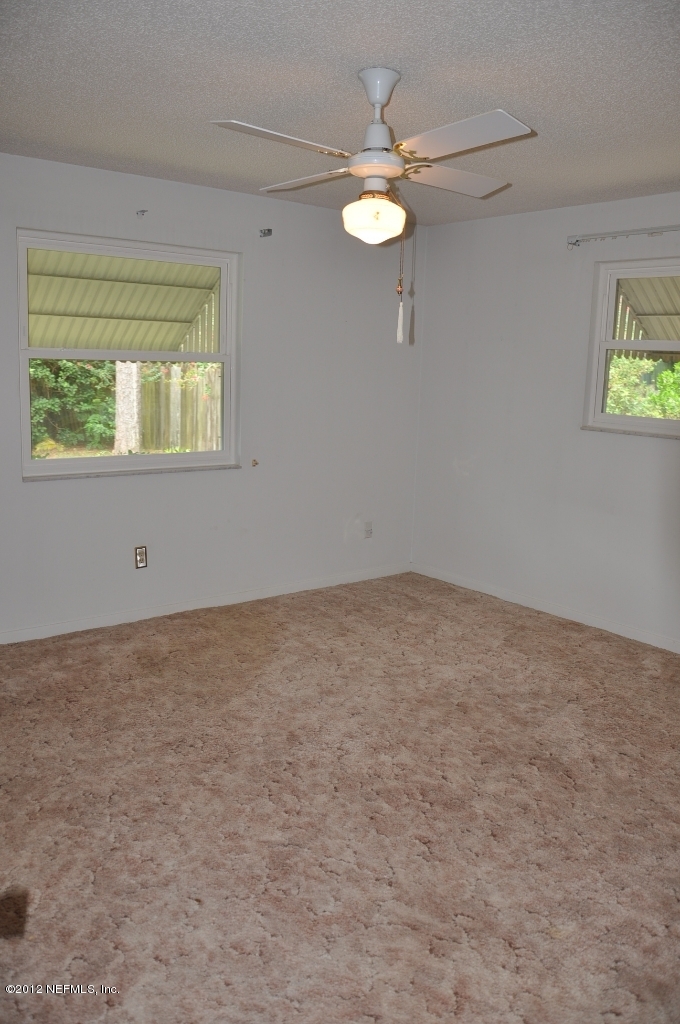 6148 Round Lake Road South Jacksonville, FL 32277 - Photo 16 of 20 2nd bedroom