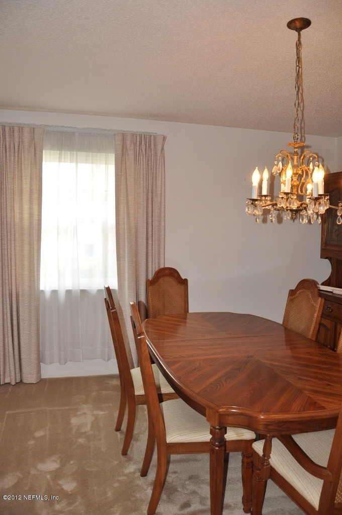 6148 Round Lake Road South Jacksonville, FL 32277 - Photo 6 of 20 Formal dining room