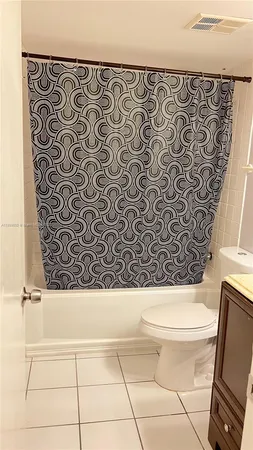 a close view of sink and tap