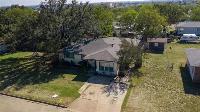 a view of a house with pool