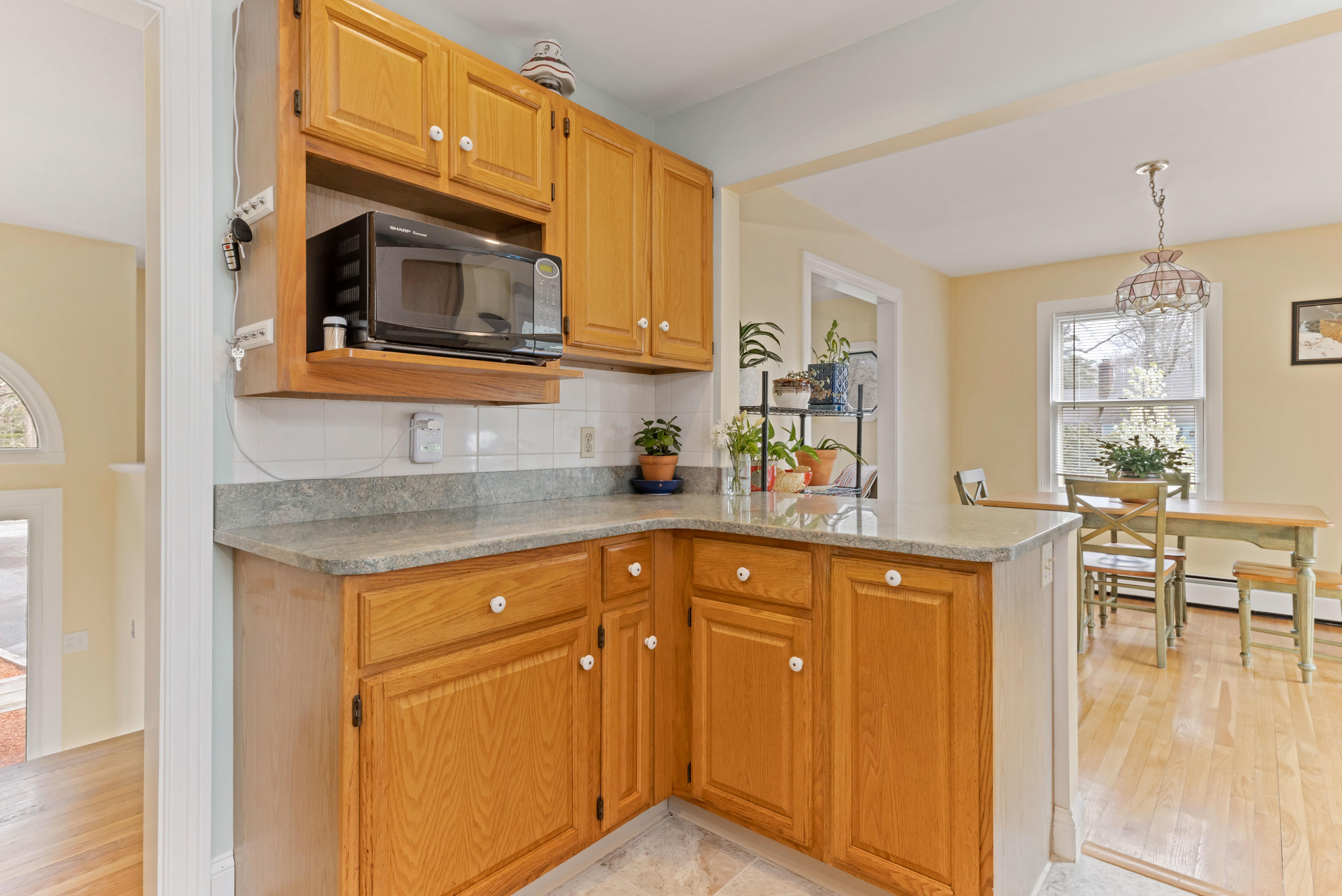 37 Calvin Hamblin Road Marstons Mills, MA 02648 - Photo 14 of 48 37CalLR-17